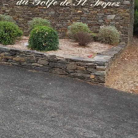 Les Restanques Les Arums شقة *